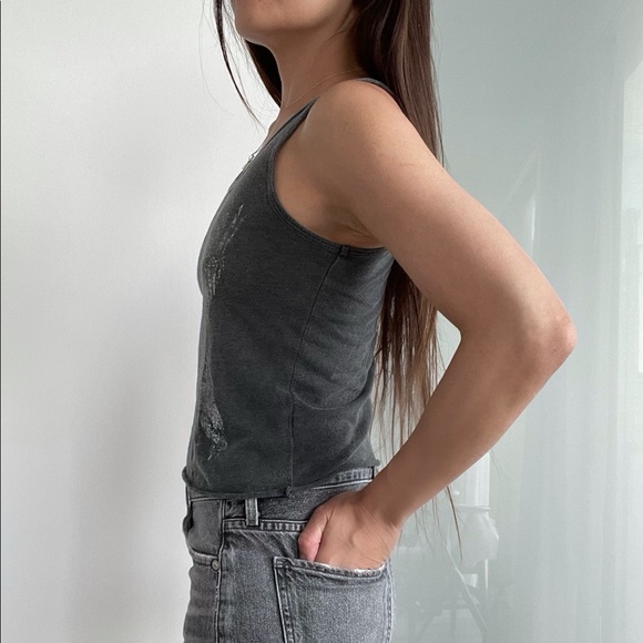 Truly Madly Deeply cropped tank - Picture 2 of 3